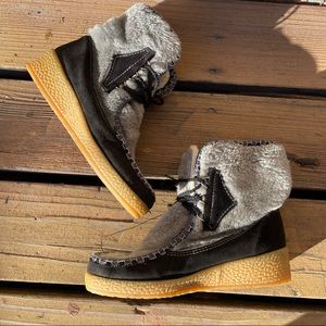 Vintage Fleece Leather Platform Lace Boots size 7